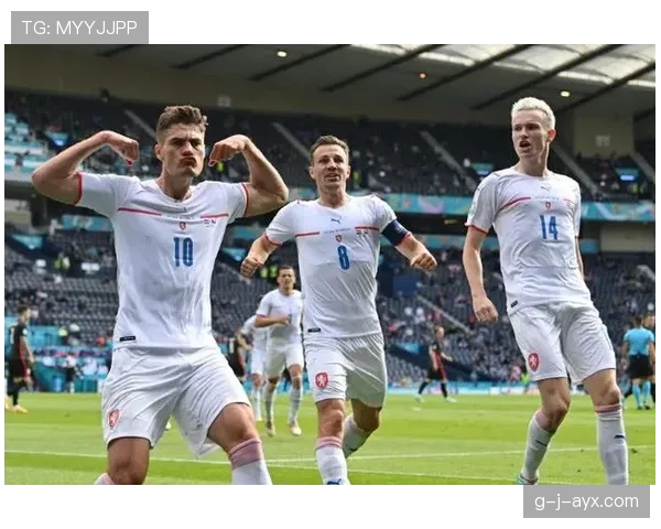 克罗地亚与塞尔维亚欧洲杯预选赛强强对话，激烈对决一触即发